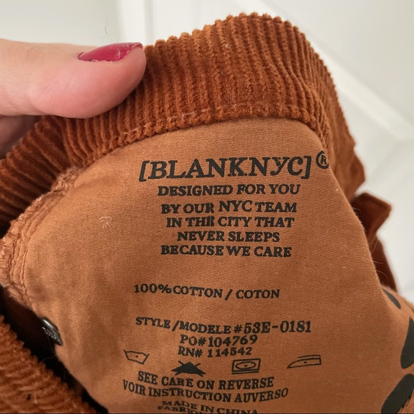 Blank NYC Corduroy Mini Skirt in Copper, Size 31 - Picture 10 of 11